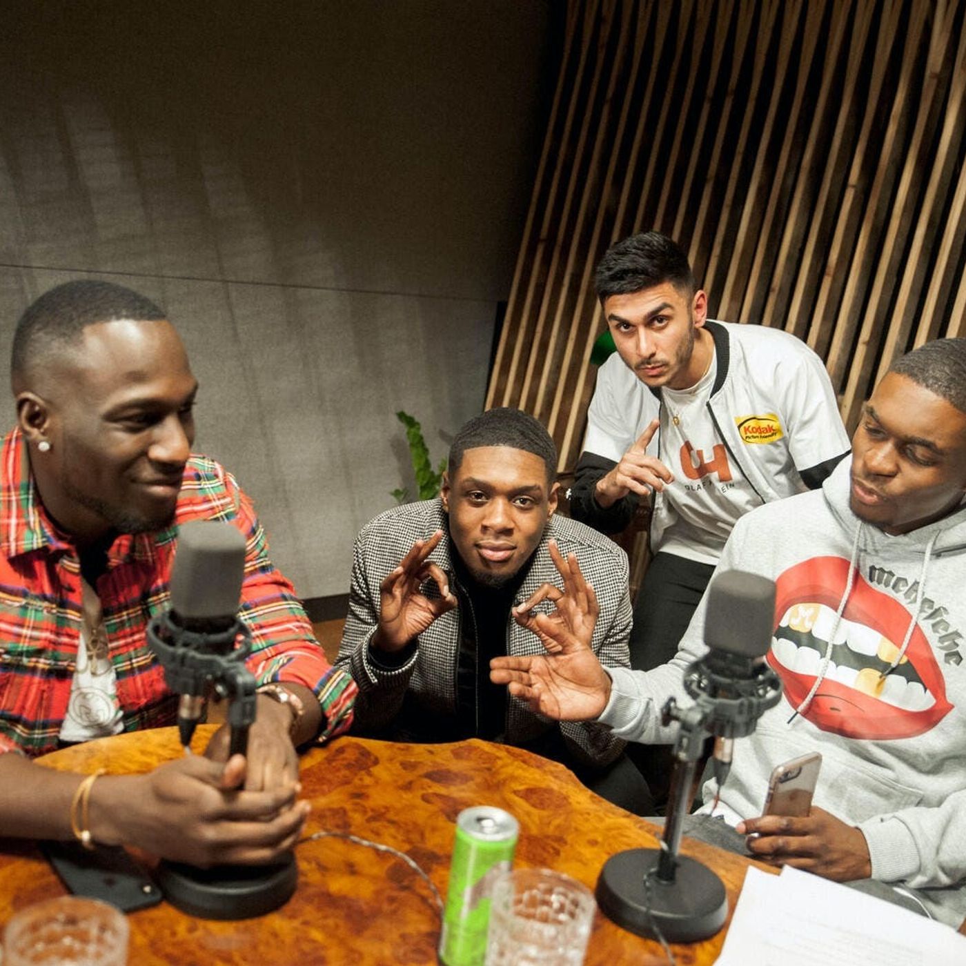 CONVO - Défano, Armin en Yuki