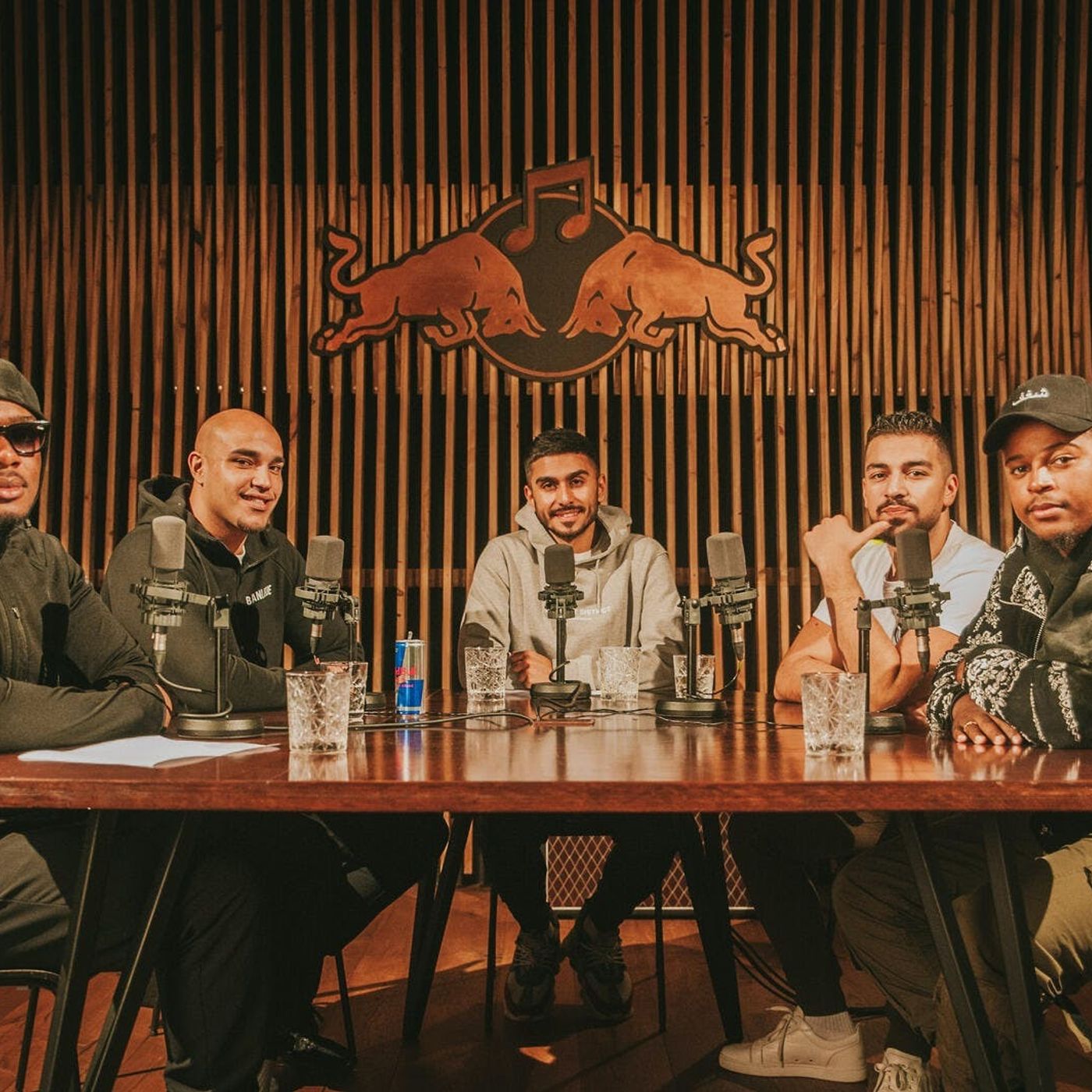 CONVO - Défano, Armin en Yuki