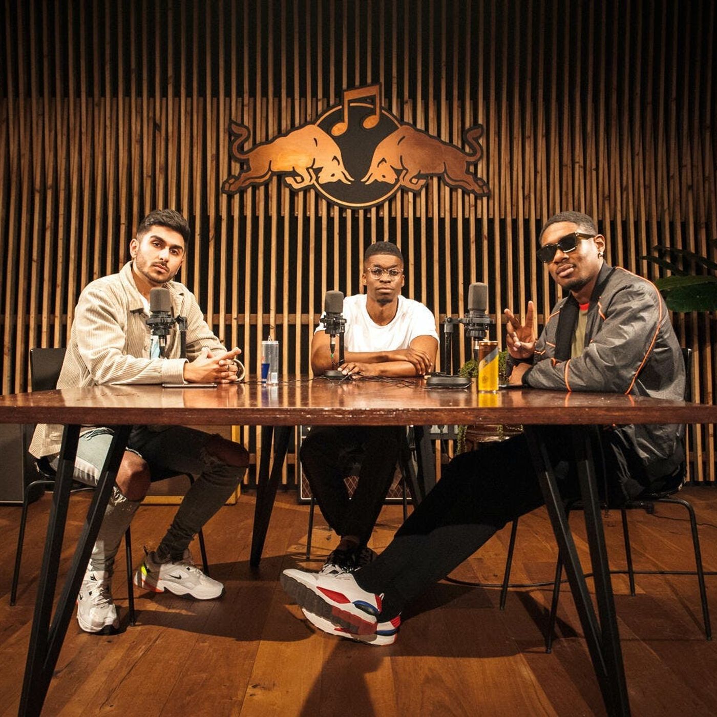 CONVO - Défano, Armin en Yuki