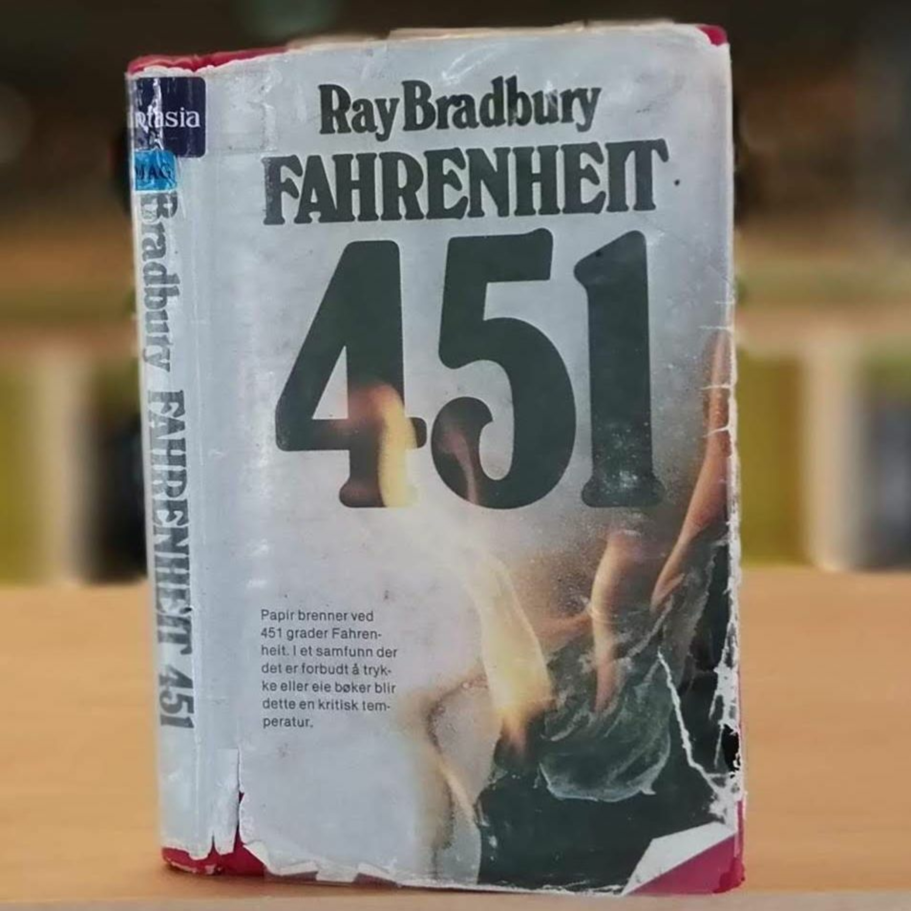 Klassikeren: Fahrenheit 451 av Ray Bradbury episode artwork