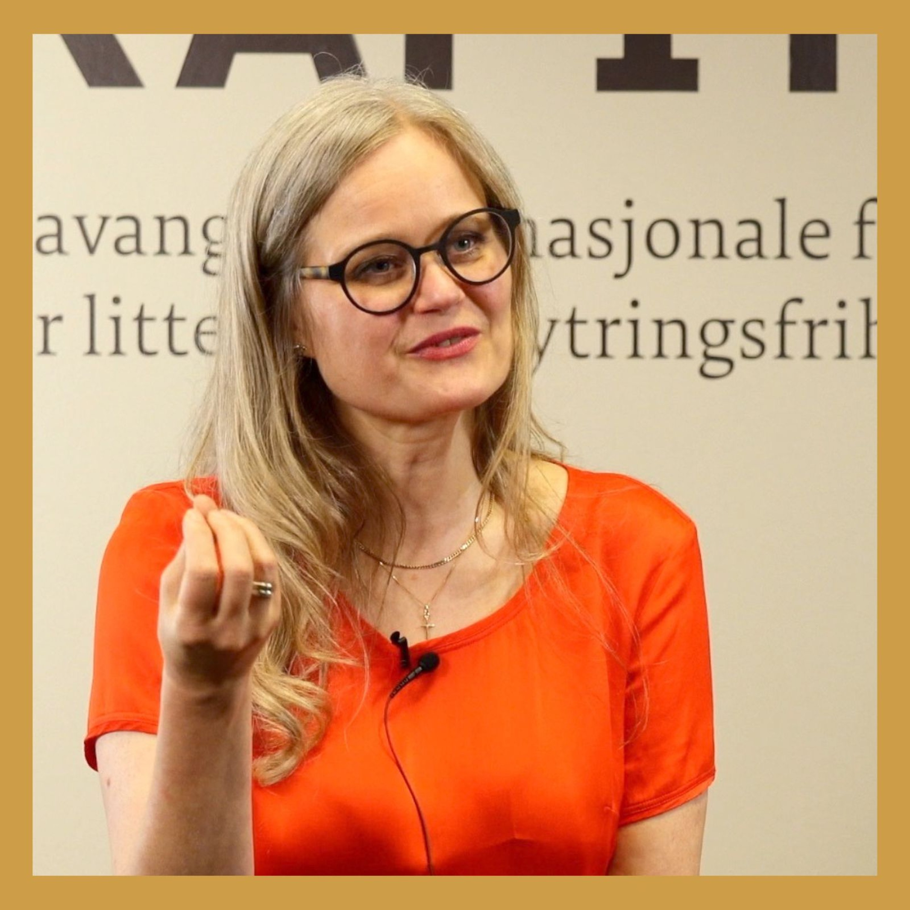 Kapittel25: Thea Selliaas Thorsen om Augustus, Ovid og Metamorfoser episode artwork
