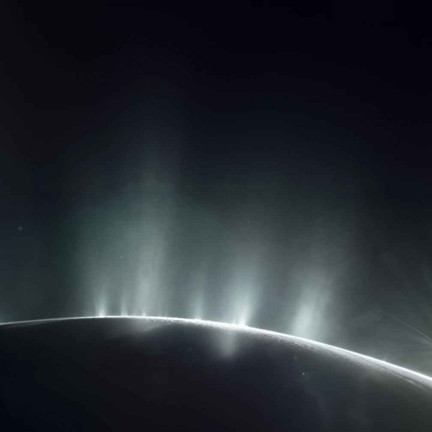 Ep418_B: Encélado; Hartle; Agujeros Negros; Galaxias; RadioSupernova; X-jets; NASA y OVNIs