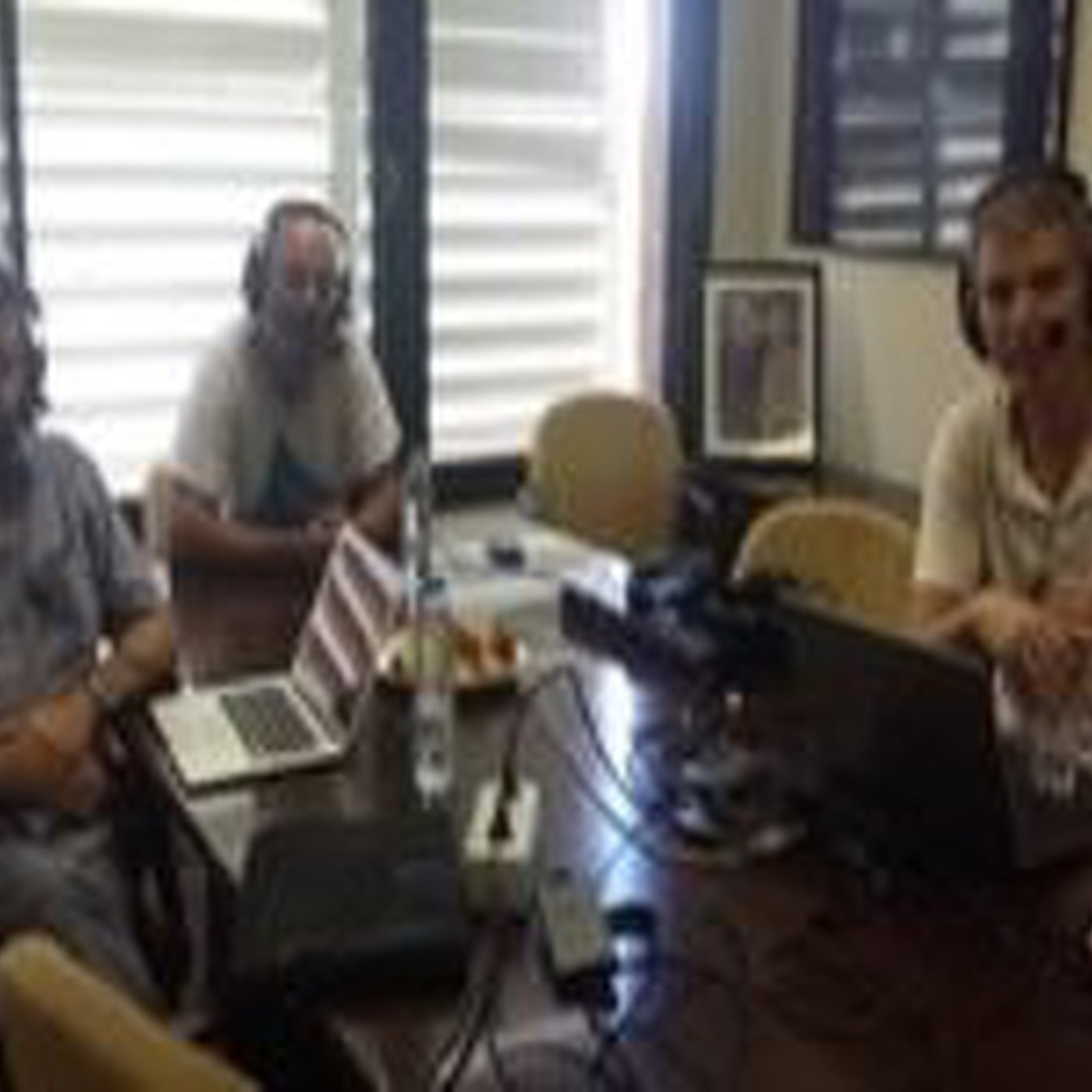 Ep20: Agujeros negros; Stephen Hawking; Interstellar; Fuerzas de Marea; Linux; Unix