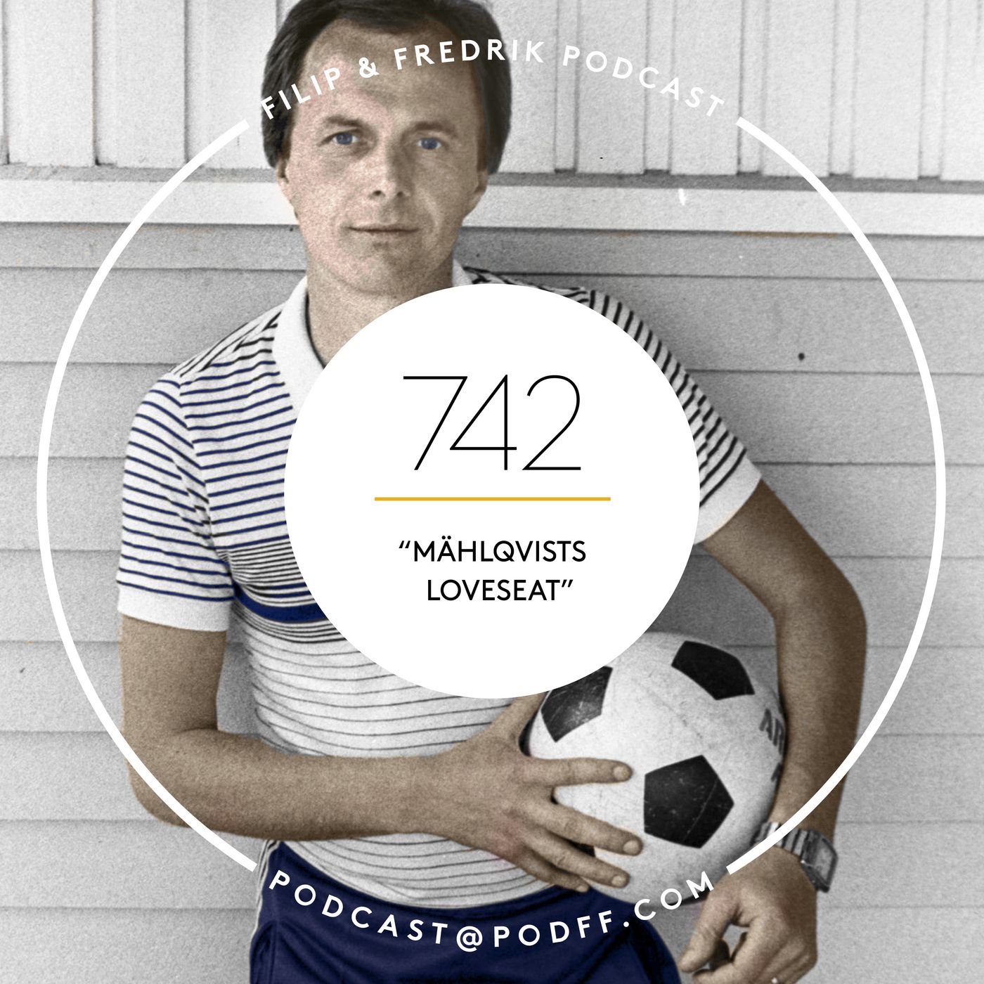 742. Mählqvists loveseat