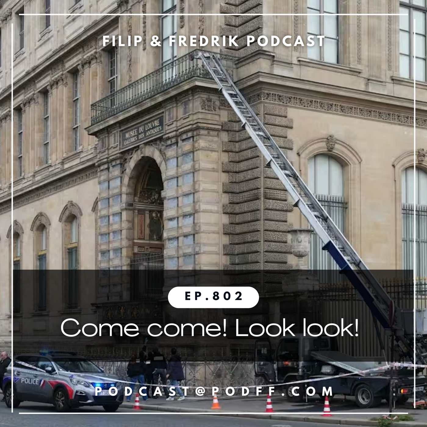 802. Come come! Look look!