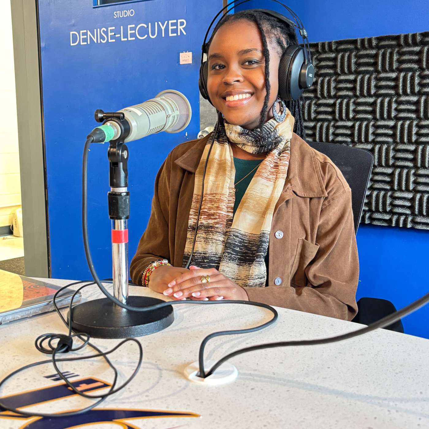 Axelle Oulé - Lauréate du prix du meilleur film de court métrage manitobain au festival du film à Winnipeg episode artwork