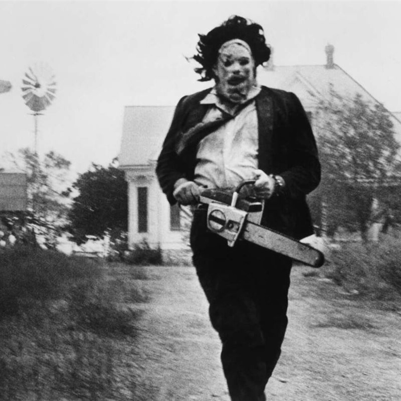 Classico "Massacre à la tronçonneuse". Un film familial episode artwork